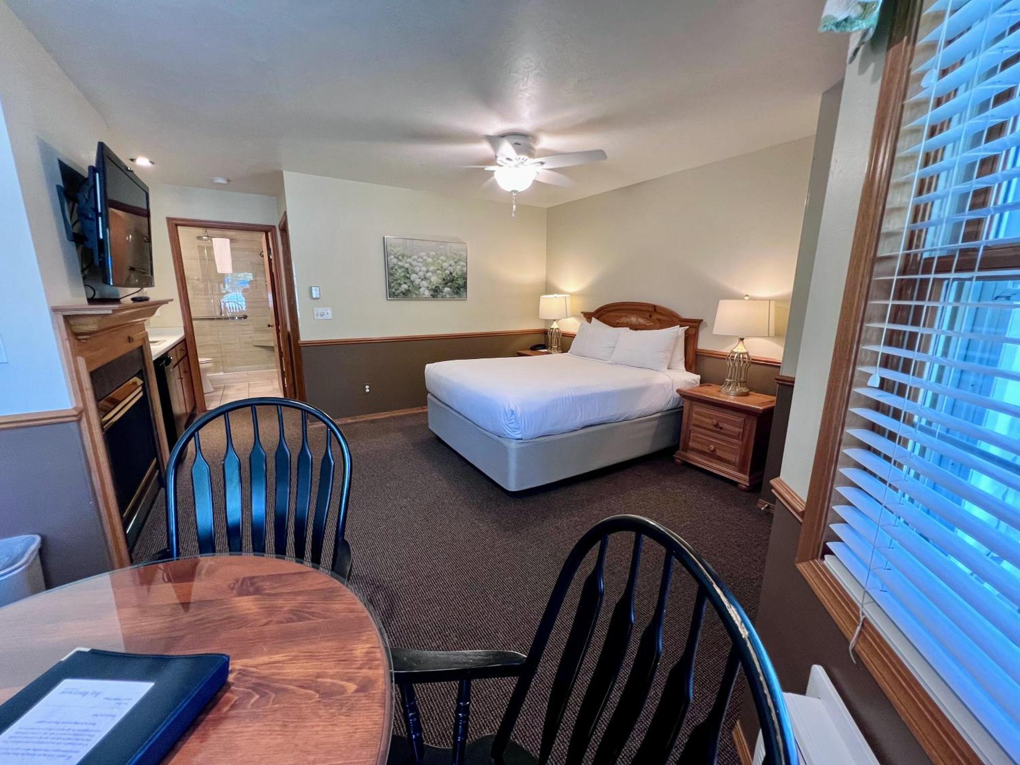 Bay Breeze Resort 에브라임 외부 사진