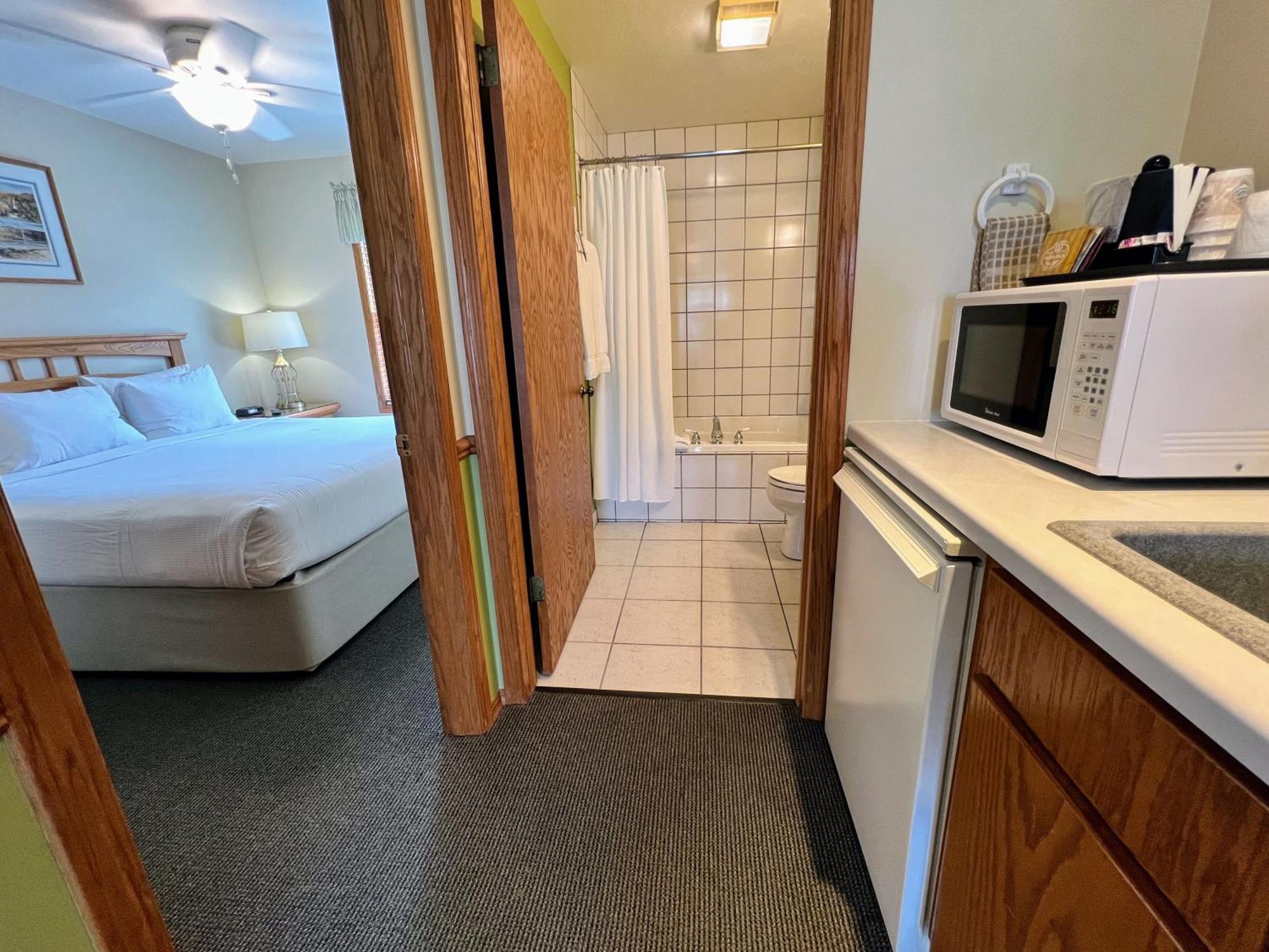Bay Breeze Resort 에브라임 외부 사진
