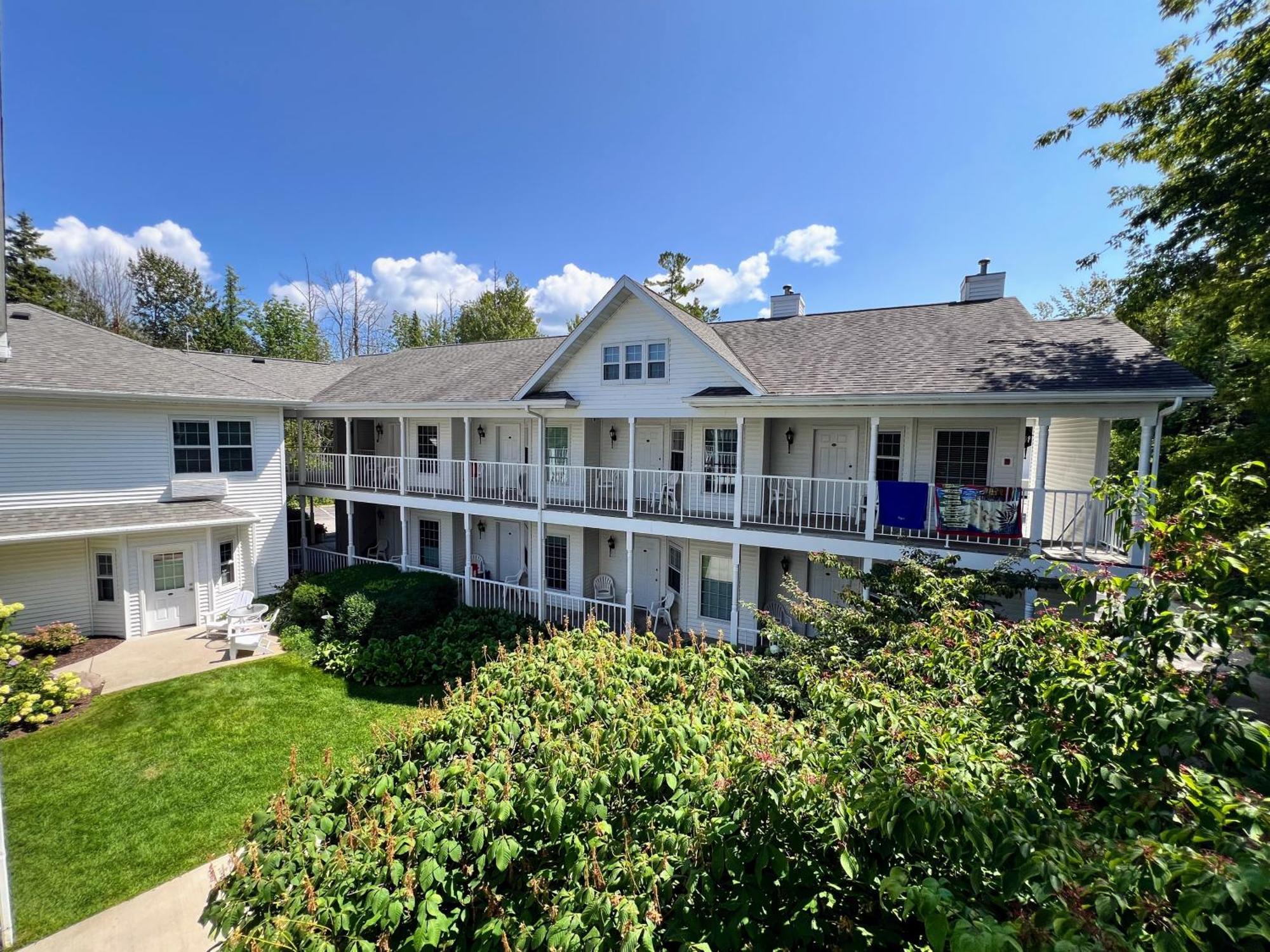 Bay Breeze Resort 에브라임 외부 사진